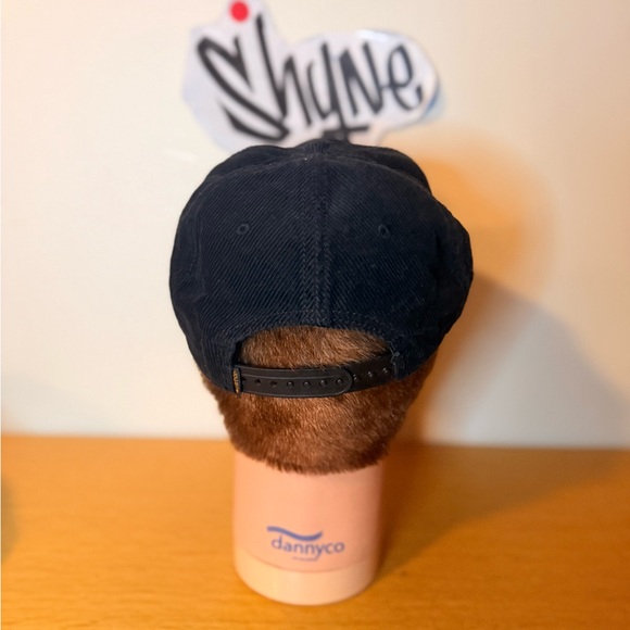 Burton Navy Cap with Mountain Logo - Picture 2 of 2